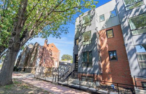 Charming Townhouse in Downtown DC with Rooftop Free Parking and WIFI Capitol Hill 4 - Foto 22