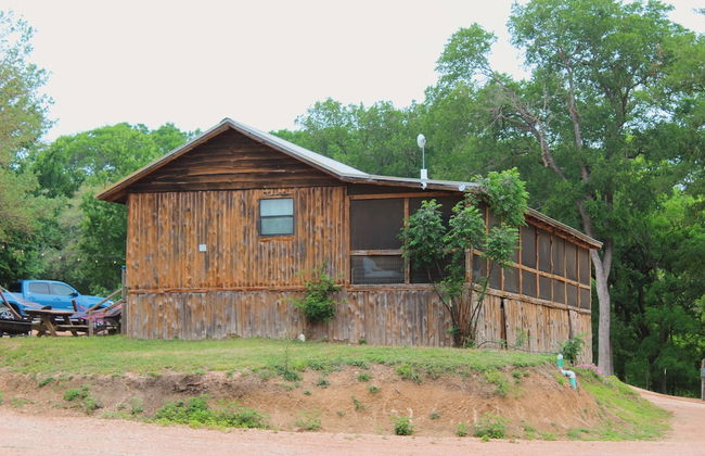 Log Cabin 4 at Son's Blue River Camp - Foto 58