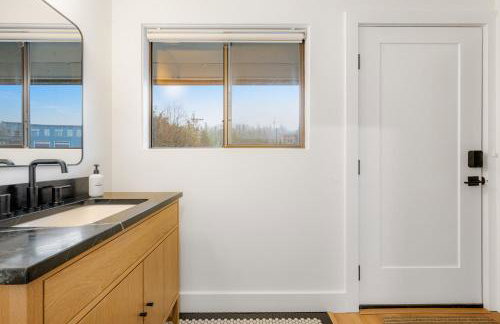 Harbor Views 2 - Walkable in the Heart of Auke Bay - Foto 11