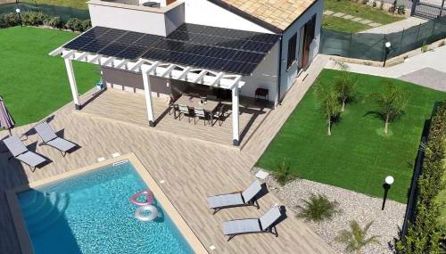 Villa Giada - Private pool - Photo 3, sunbed, Garden view