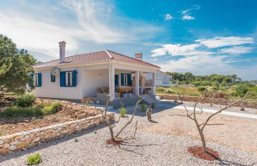 Sakarun - Ena - Photo 3