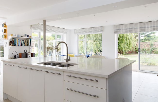 Secluded Rural Retreat Close to Beach - Sleeps 12 - Foto 13