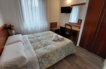 Hotel Villalago trasimeno - Photo 16