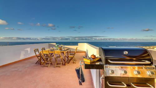 Spacious Home with Tropical Garden, BBQ, Near Seaside - Foto 3