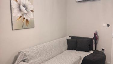 Comfortable Suites 2 - Photo 4