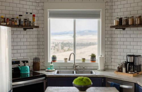 Modern Tiny House with Spectacular Views - Foto 9