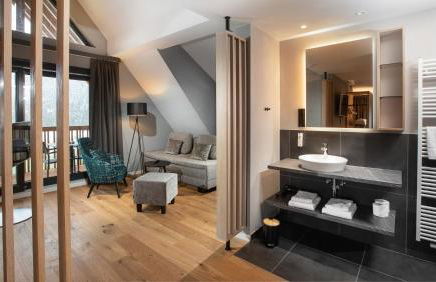 Black Forest Lodge - Photo 146