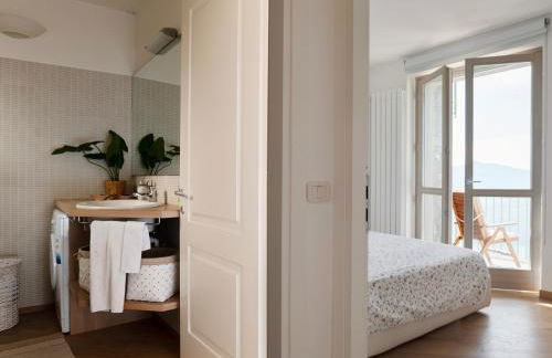 EnjoyIseoLake - Cezanne - comfy flat with terrace and Lake view - Photo 8