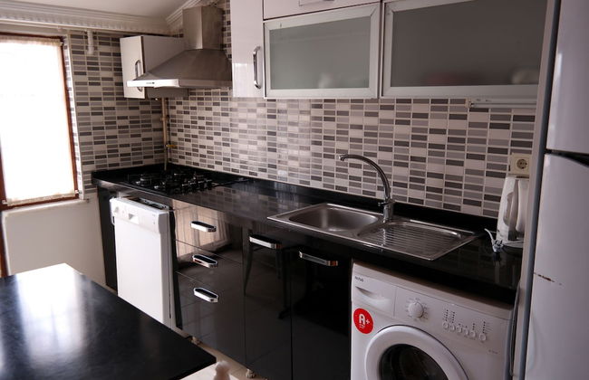 Sheriff Residence - Photo 53