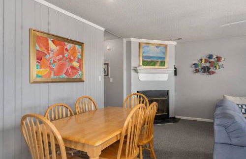 OBX 4BR Oceanfront Cottage - Foto 22