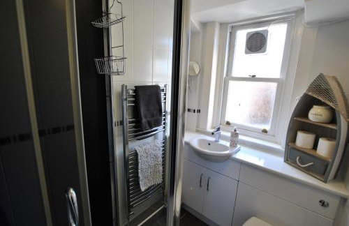 Harbourside- home by the sea in coastal village - Foto 14