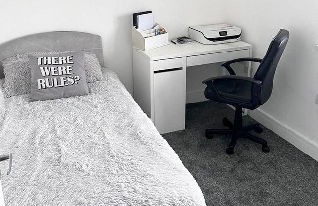 Luxury 2-bed Apartment Lindley Huddersfield - Foto 3