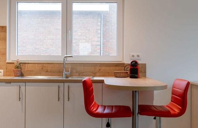 Spacious Getaway Close to the Beach and Airport - Foto 25