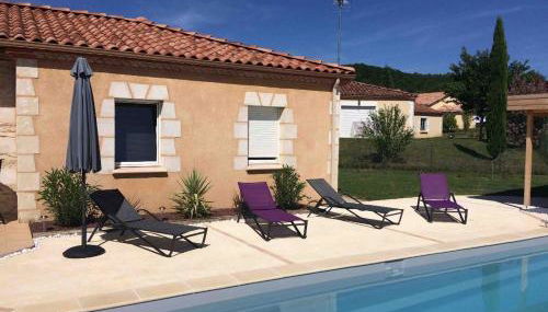 Villa spacieuse 4 chambres Gîte les manoques - Foto 5, sunbed