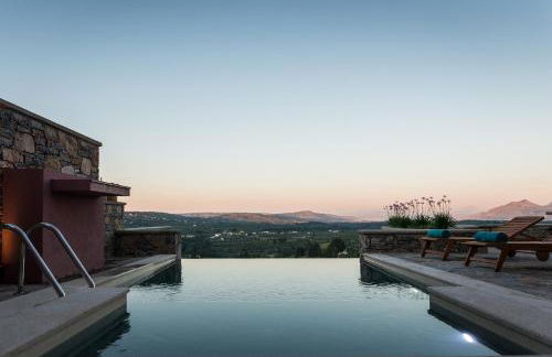 Listen to Nature in a Renovated Traditional Hilltop Villa Liodosifis with Heated Pool - Foto 13