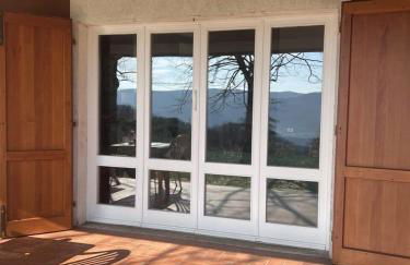 Hillside semi-detached villa with panoramic views - Foto 11