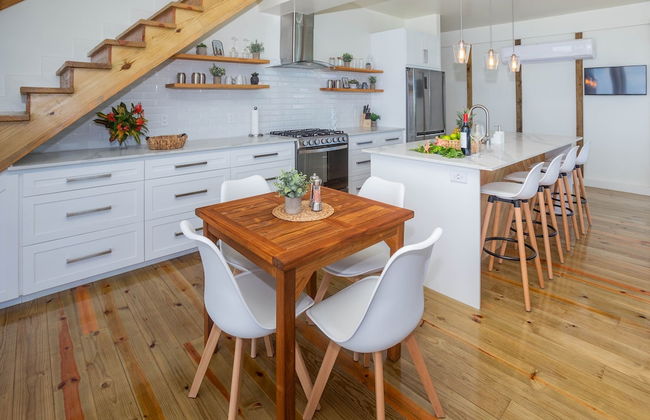 Awesome Over The Water Overlooking West End - Aire Agua 3 Bedroom Home by RedAwning - Photo 13