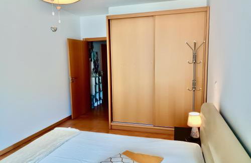 Sunny Little Sister Apartment - 7 min walking from the beach and at 7 min driving from the Airport - Foto 19