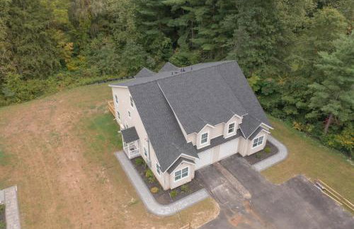 Spacious 5BR Home KING Bed Wi-Fi Parking - Foto 42