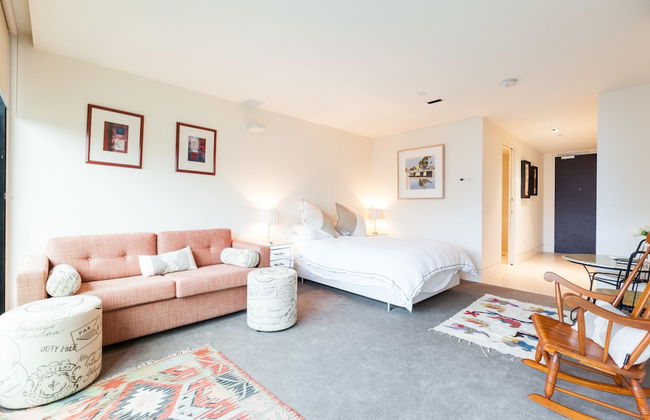 CELESTE, 1BDR East Melbourne Apartment - Foto 2