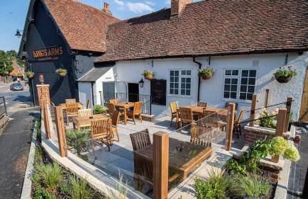 Modern Luxury 1 bed apartment with parking near Stansted Airport - Foto 30