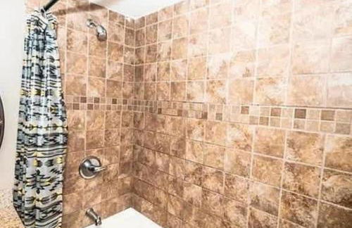 107 Quaint Renovated Single Family 3 Bdrm House - Foto 8