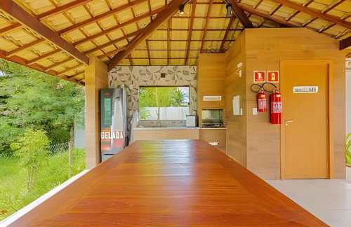 Imóvel Novo, 4 Quartos, Ar Condicionado em todos ambientes - Cond. Fechado - Guarajuba-BA - Foto 29