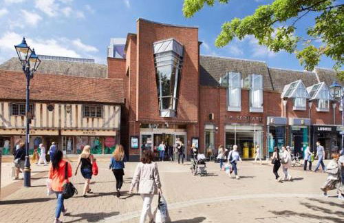 Modern 5 Bedroom Home in Solihull - Entire House - Garden - Contractors - Relocators - Family - NEC - BHX -Sleeps 9 - Foto 41