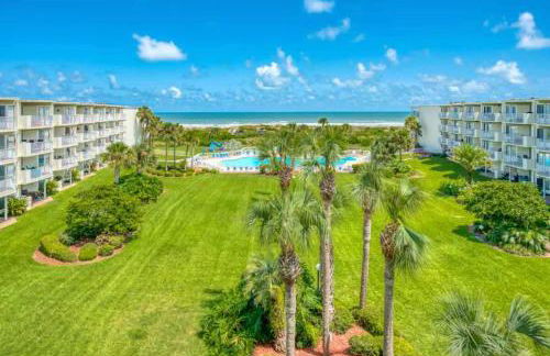 Stunning Ocean Views, Huge Patio, Heated Pool and Amenities! - Foto 1