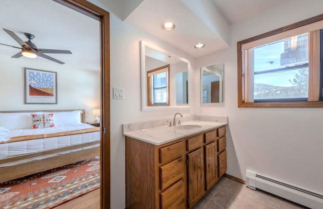 Grand Angel Fire Mountain Luxury ski Chalet - Photo 11