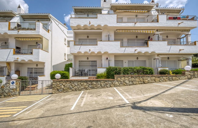 Apartment in Roses Near Cap de Creus - Photo 27