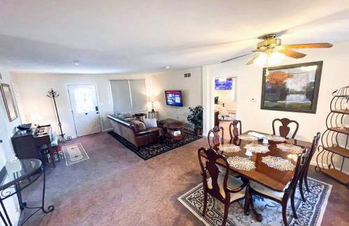 Entire Private 2 bedrooms house, nice neighborhood - Foto 3