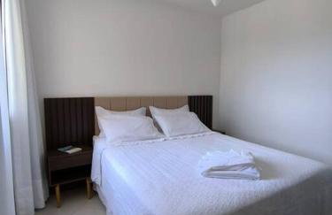 Apto Inteiro - Com roupa de cama e banho - Elevador - Garagem - Wi-fi - Vista Mar de todas as janelas e varanda - Foto 18