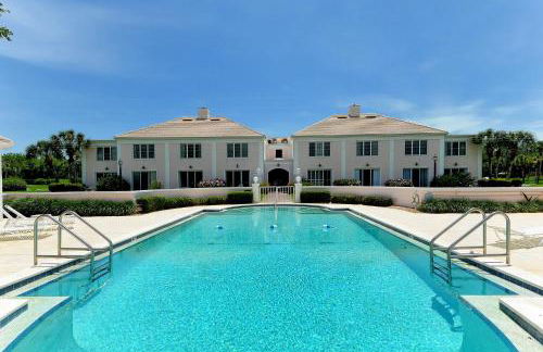 Windsor Lodge Unit 20, studio, 1BR 1BA close to the beaches, pool access - Foto 5