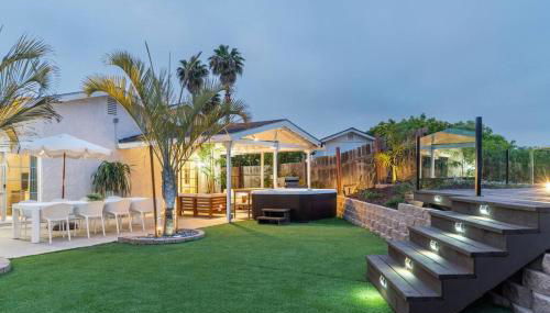 Luxury Home with Views 15 Min to DT & Coronado Beach - Foto 4, Garden, Garden view