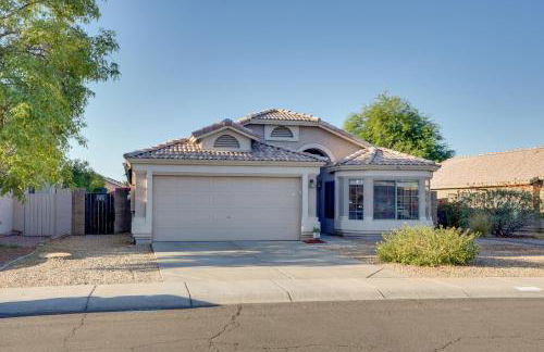 3 Mi to Surprise Stadium! Retreat with Putting Green - Foto 32