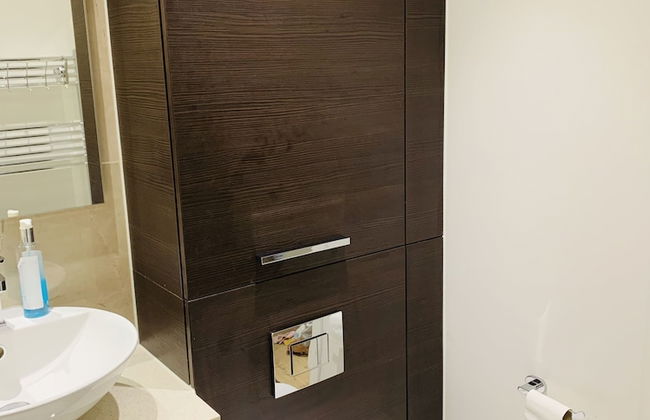 Charming 3-bed Apartment in London - Foto 10