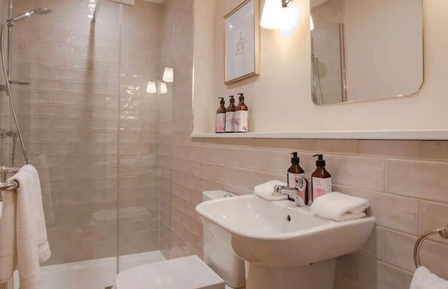 The Falcon Cottages - Foto 16