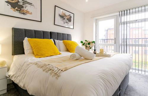 Bridge Court by Sterling Edge Apartments - Luxury Aparthotel - Stylish 1-bed Apartments - Balcony with Canal View or Private Garden - Free Parking - Foto 24