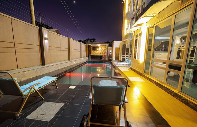 EL AMO LAKEVIEW VILLA - Photo 6