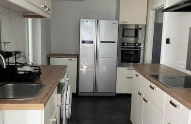 Gesamte Wohnung mit Parkplatz - Foto 6