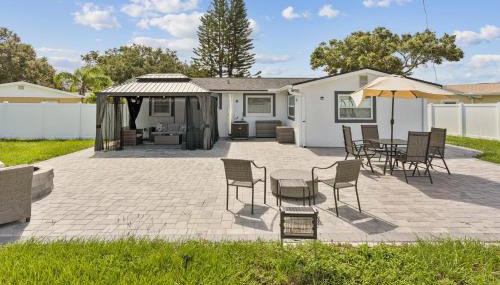 3Bd 2Ba House with Parking Laundry and Large Patio - Foto 5