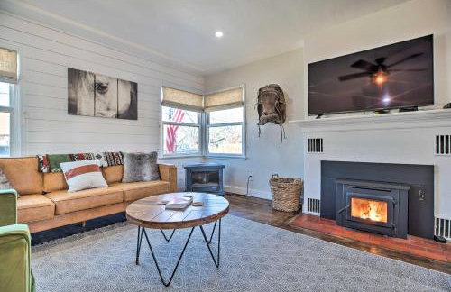 Vintage Bishop House in Downtown with Porch Swing! - Foto 1