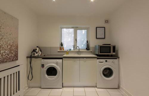 Cotswold holiday let with hot tub - The Old Garage - Foto 30