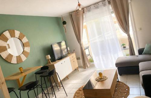 Studio cosy climatisé avec piscine parking Centre de Brignoles - Foto 4
