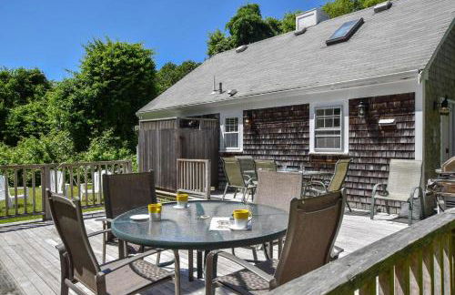 Huge Deck Outdoor Shower Dog Friendly - Photo 20