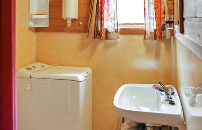 4 Person Holiday Home in Leirvik i Sogn - Foto 12