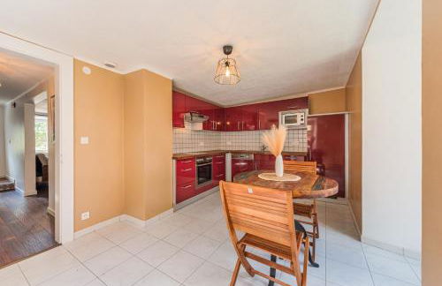 Havre de paix au pied du château et des remparts - Foto 11