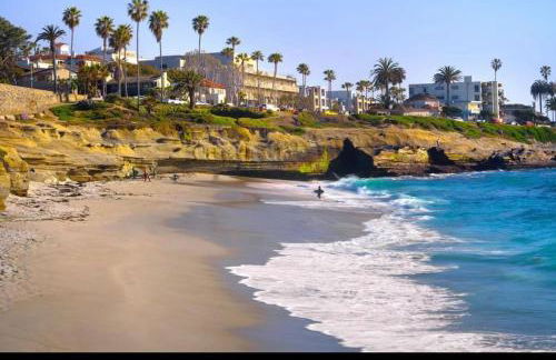 La Jolla Townhouse steps away from Windansea beach - Foto 14