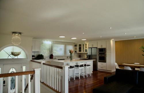 Scenic Lake View Home - Foto 5